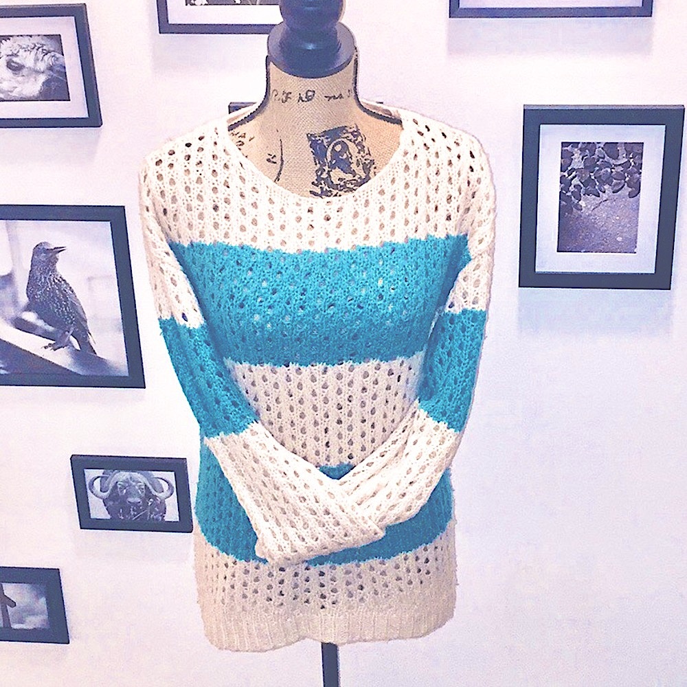 🔥Nude & Teal Crochet Sweater